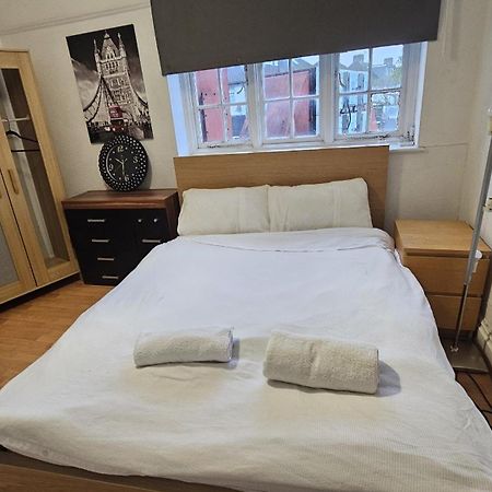 London Edgware Station Apartment ภายนอก รูปภาพ