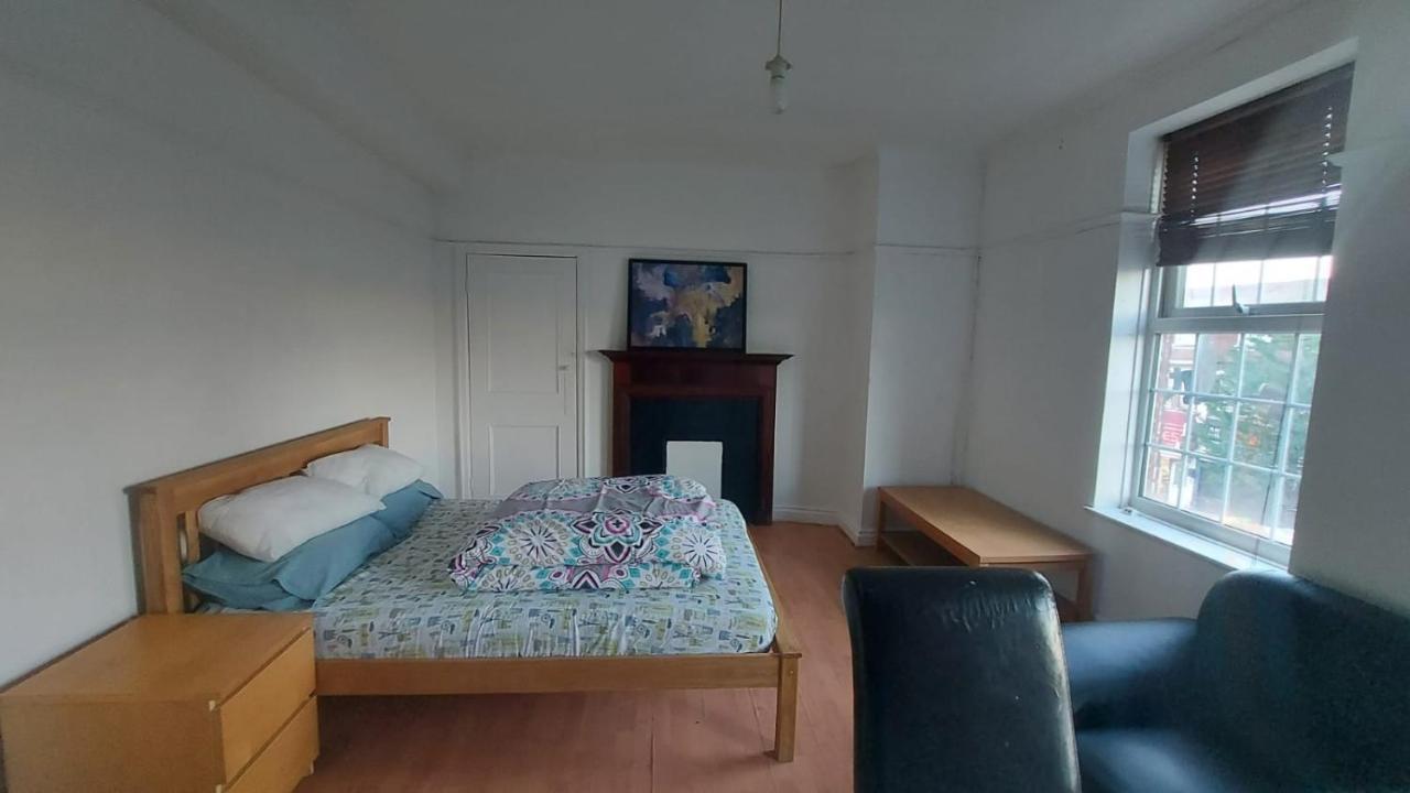 London Edgware Station Apartment ภายนอก รูปภาพ