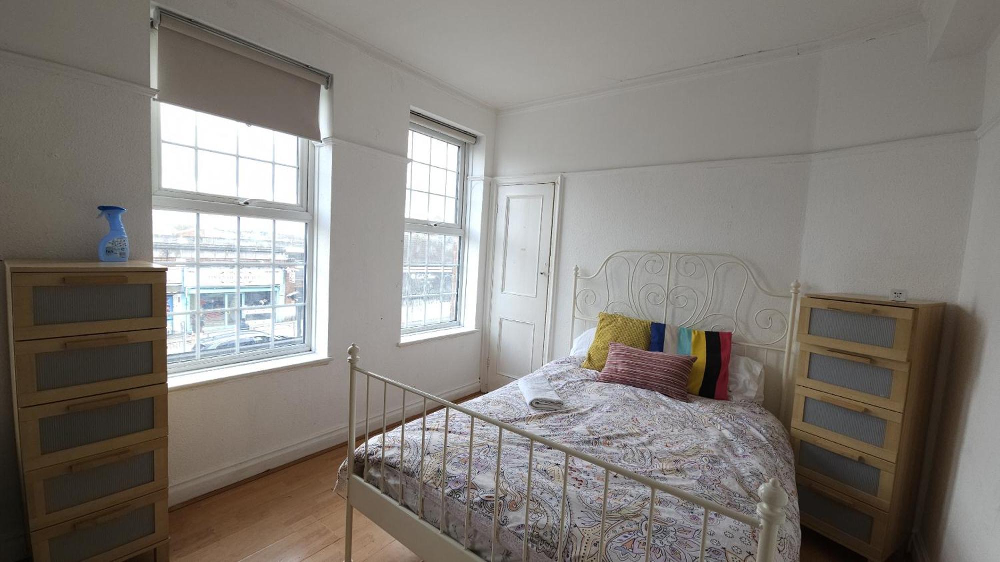 London Edgware Station Apartment ภายนอก รูปภาพ